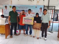 Pemdes Tanjung Aur 1 Salurkan BLT Kepada 2 KPM Warganya.
